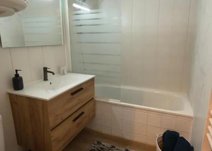 Cosy Au Bord Du Port A Proximite De Commerce 그륏상