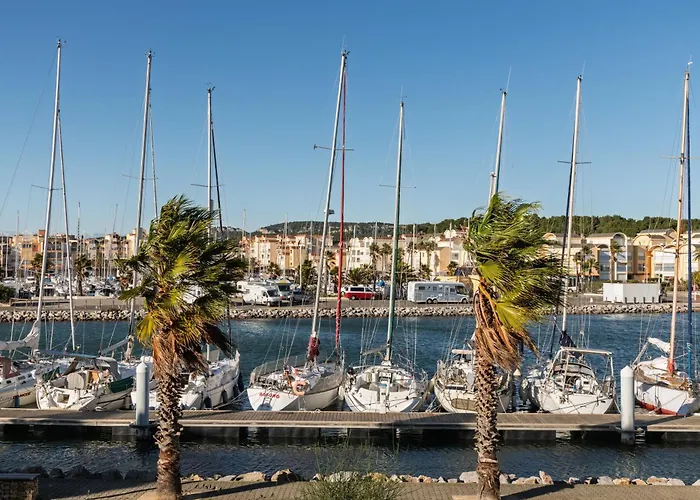 아파트 Cosy Au Bord Du Port A Proximite De Commerce